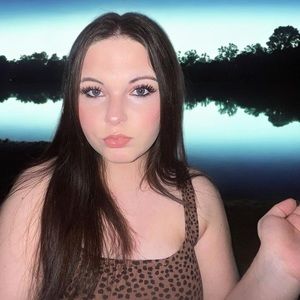 Meet your Posher, Lexi